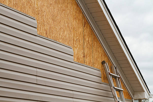 24/7 Emergency Storm Damage Siding Repair experts in Akron, NY